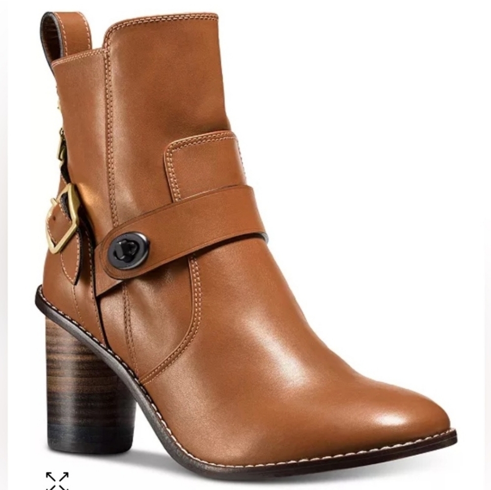 Nwot Brown Coach booties